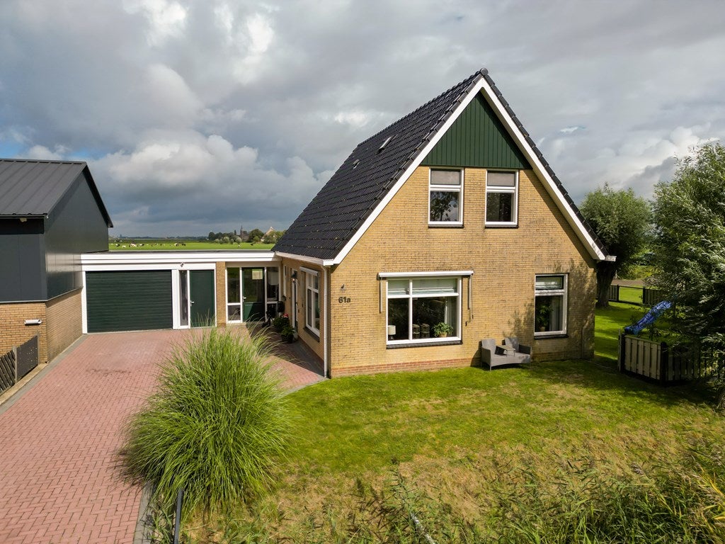 Twee-onder-één-kap te koop: Horstweg 61A, Parrega