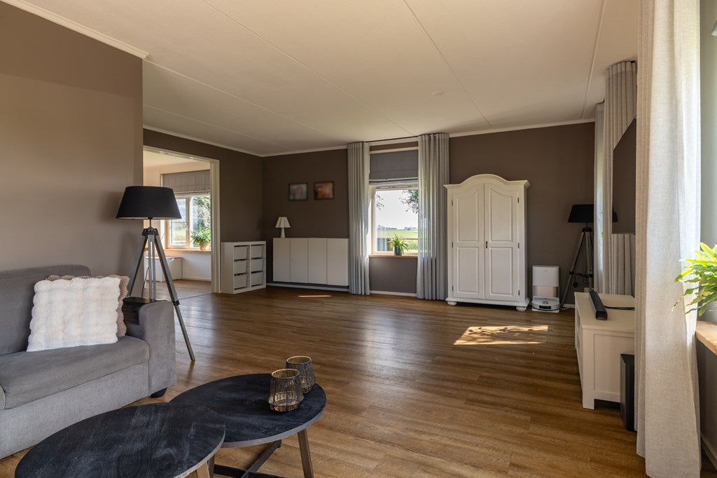 Twee-onder-één-kap te koop: Horstweg 61A, Parrega
