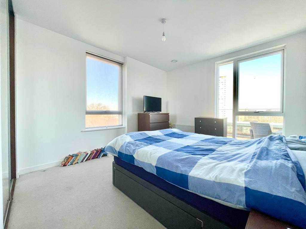 Flat Artillery Place in Greater London