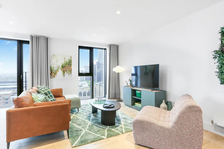 Flat Charter Street in Greater London