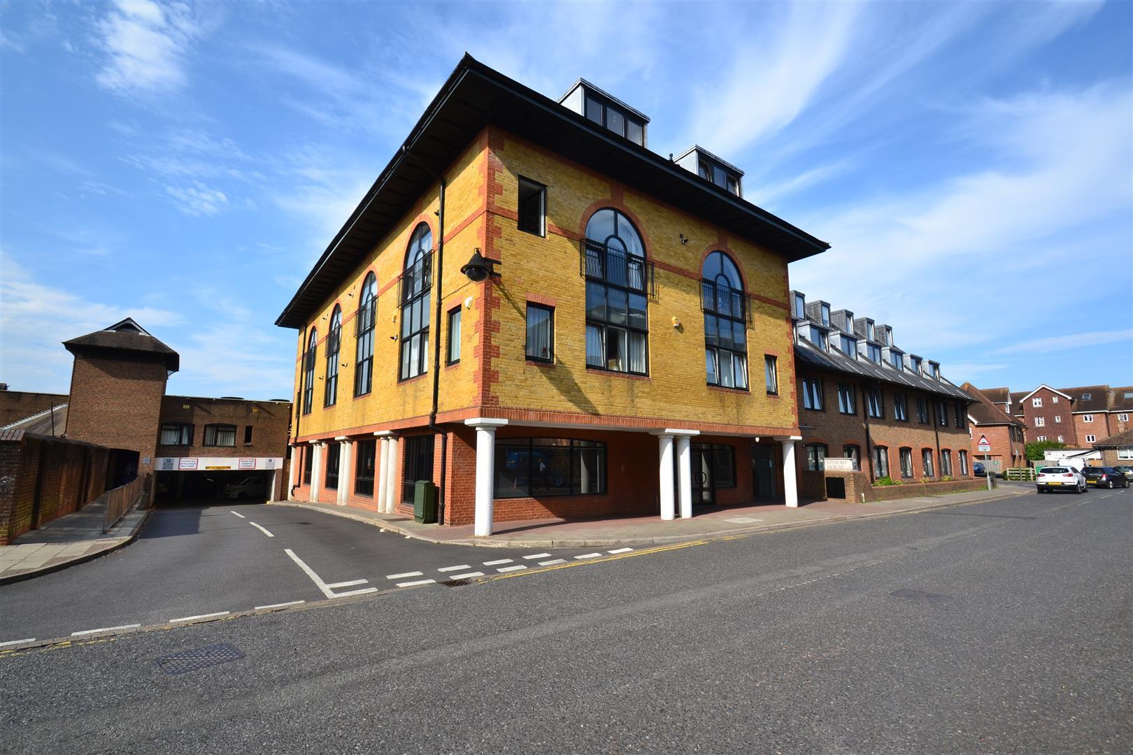 Flat Consort Way in Reigate and Banstead