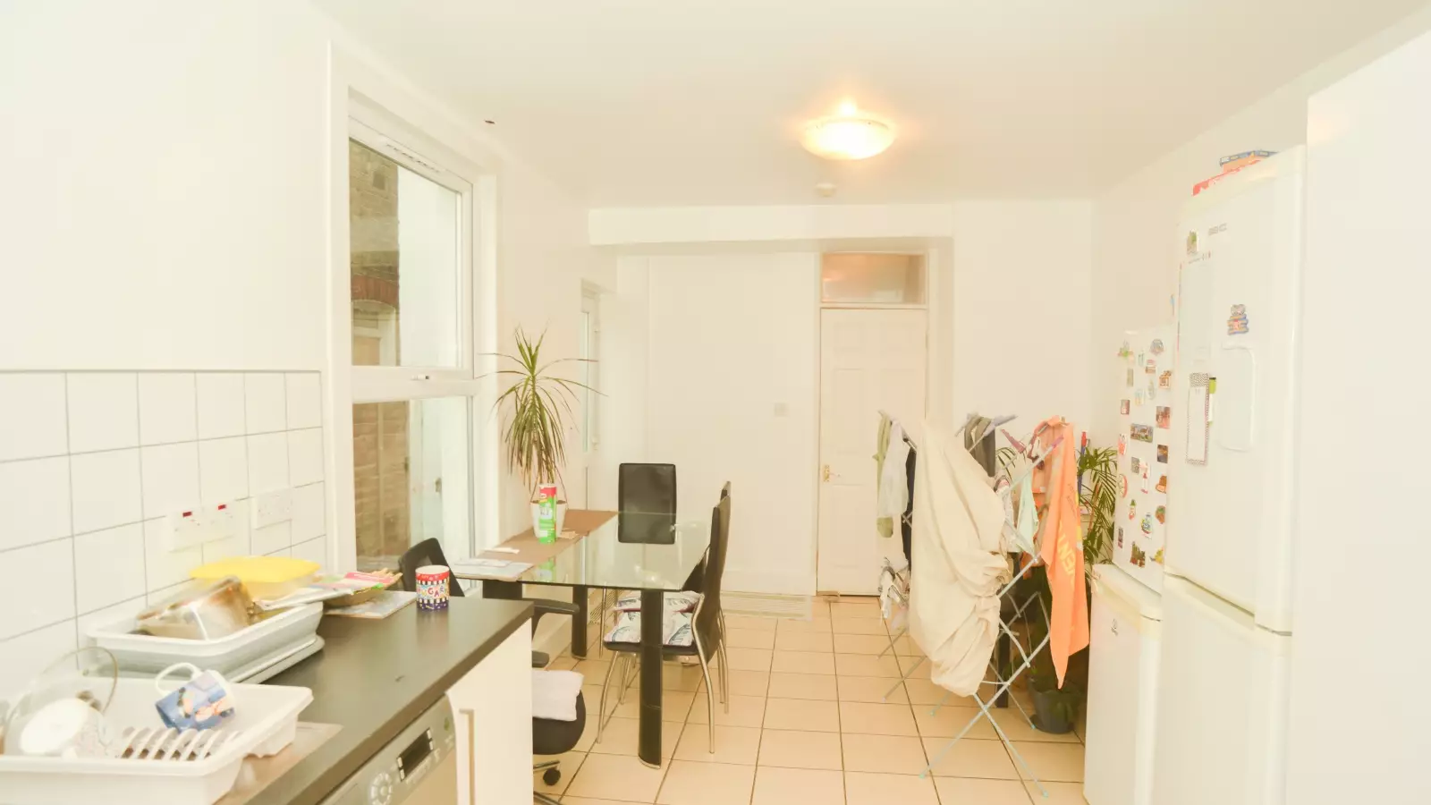 Room Burley Road in Greater London
