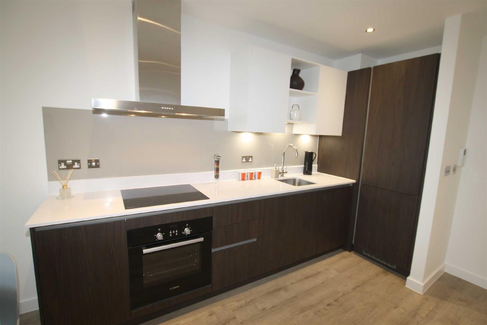Flat Middlewood Street in Salford