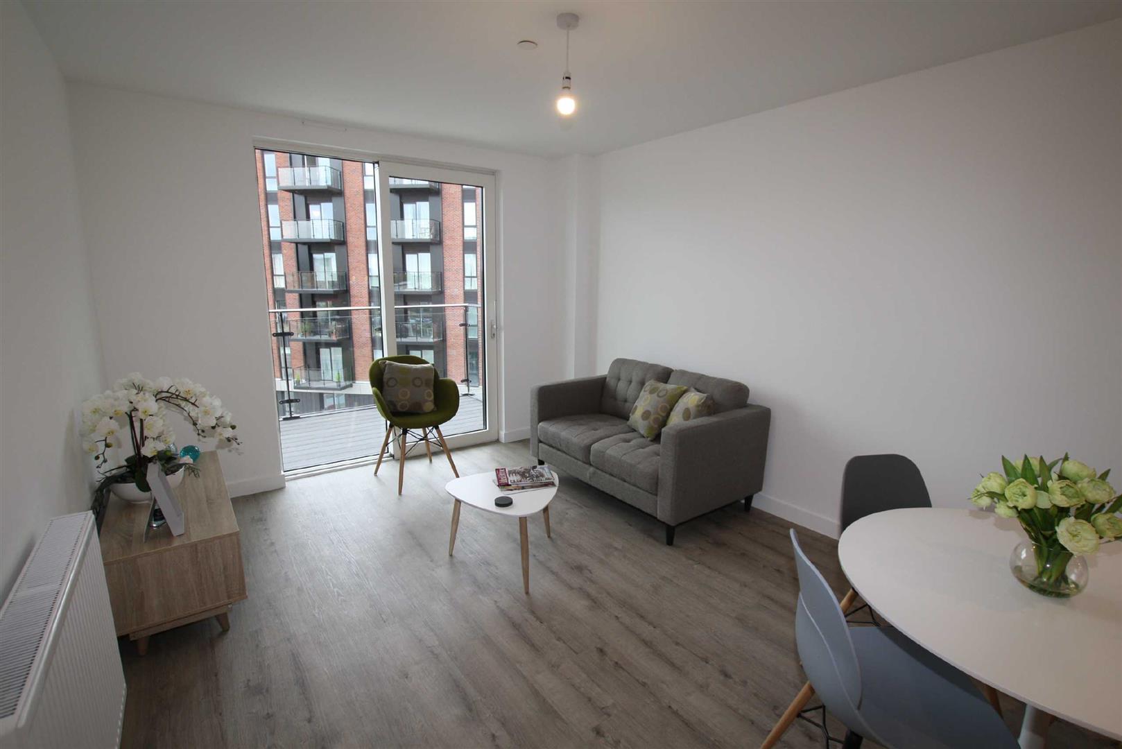 Flat Middlewood Street in Salford