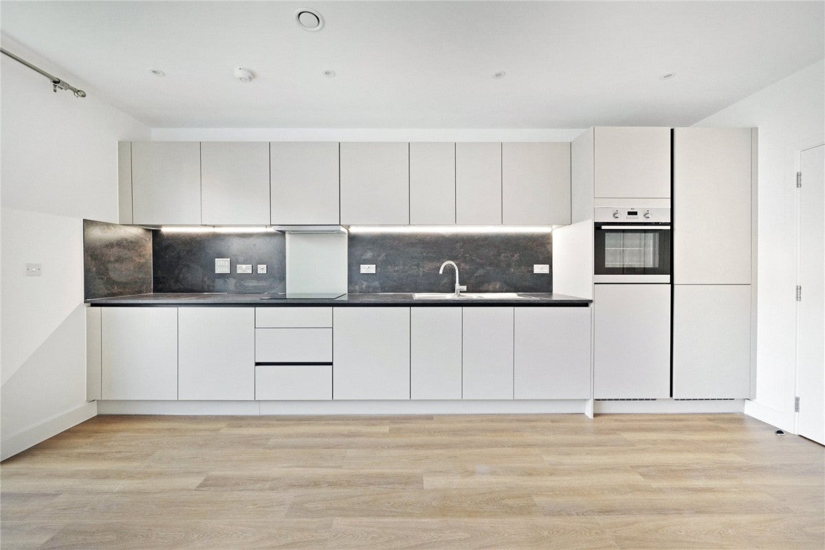 House Pinder Road in Greater London