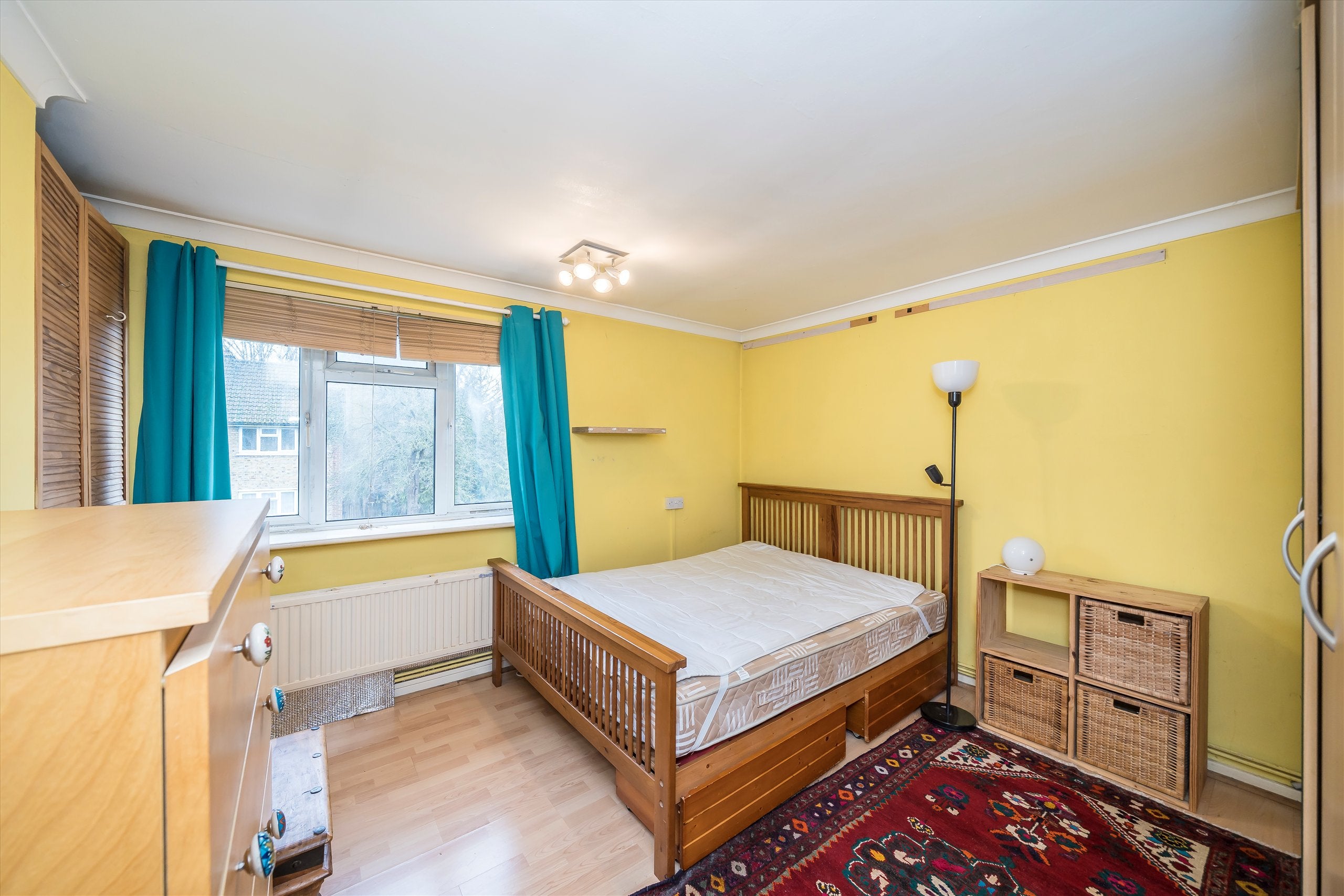 Flat Rathmell Drive in Greater London