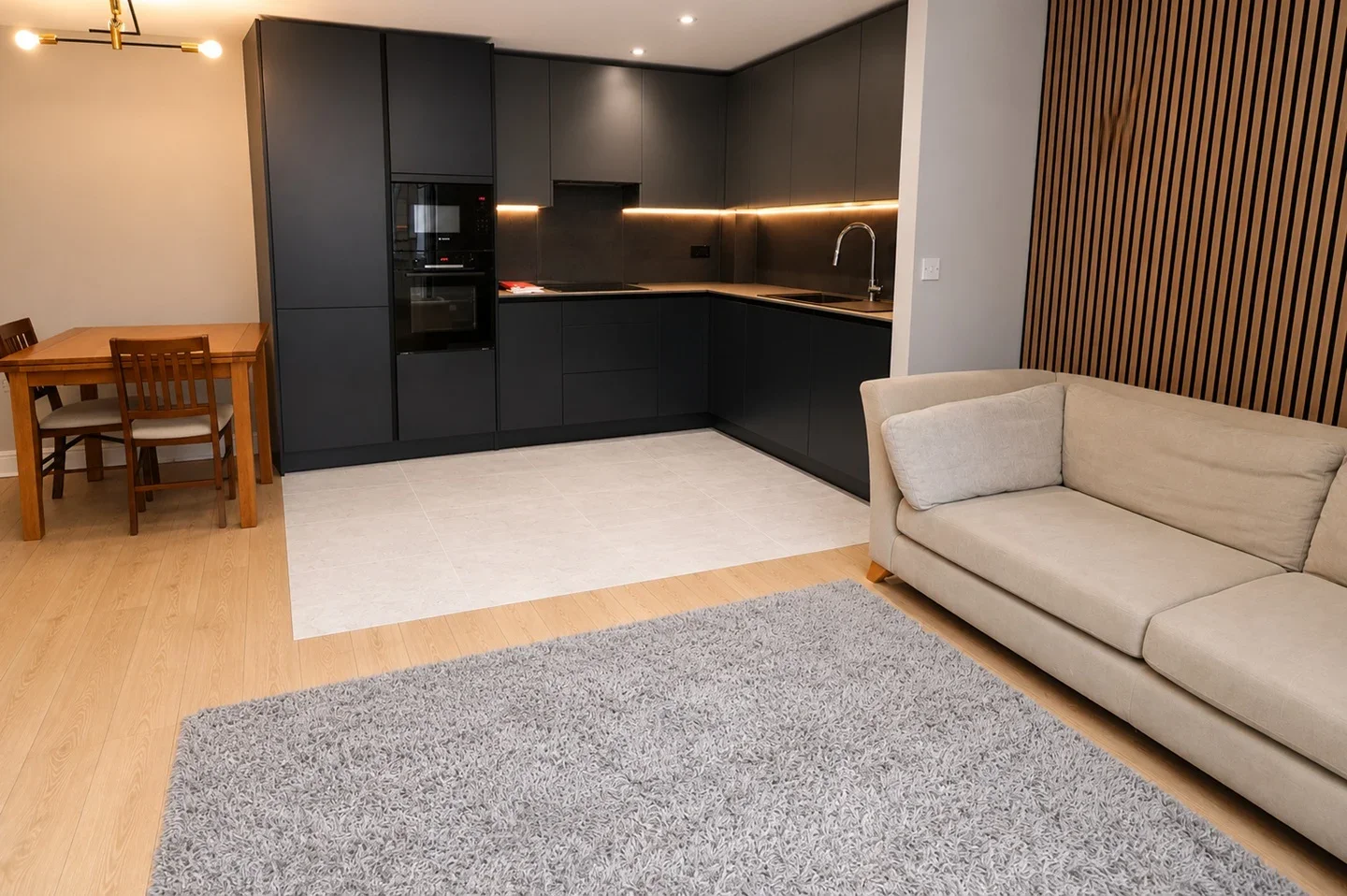 Flat Sovereign Place in London