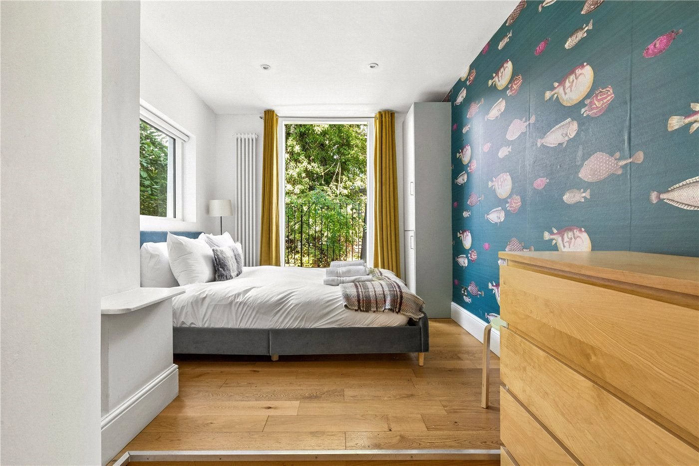 Flat Elia Mews in Greater London