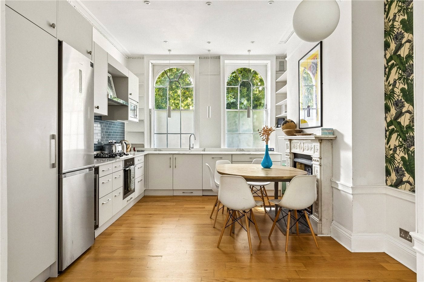 Flat Elia Mews in Greater London