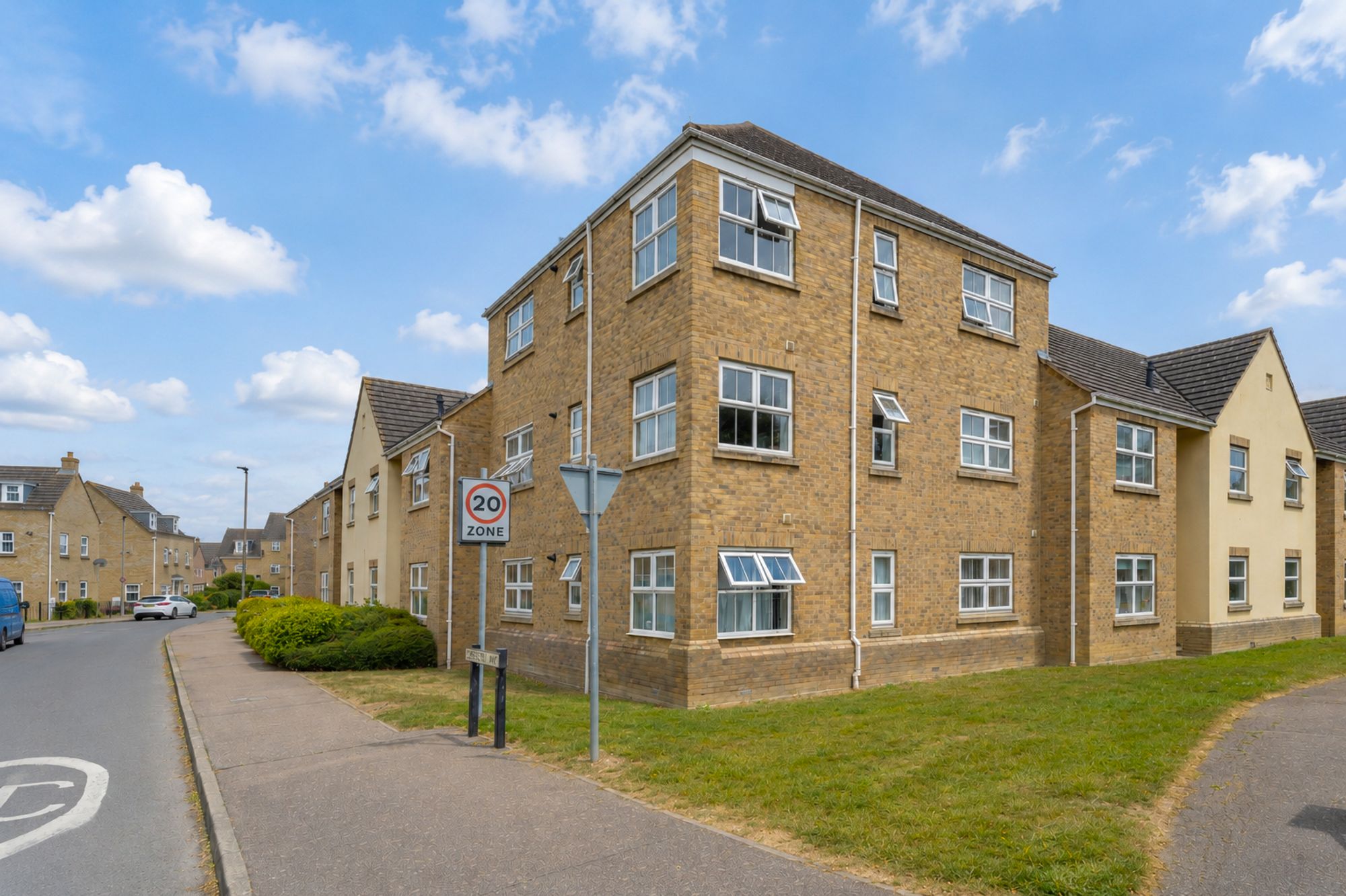 Flat Robertson Way in Huntingdonshire