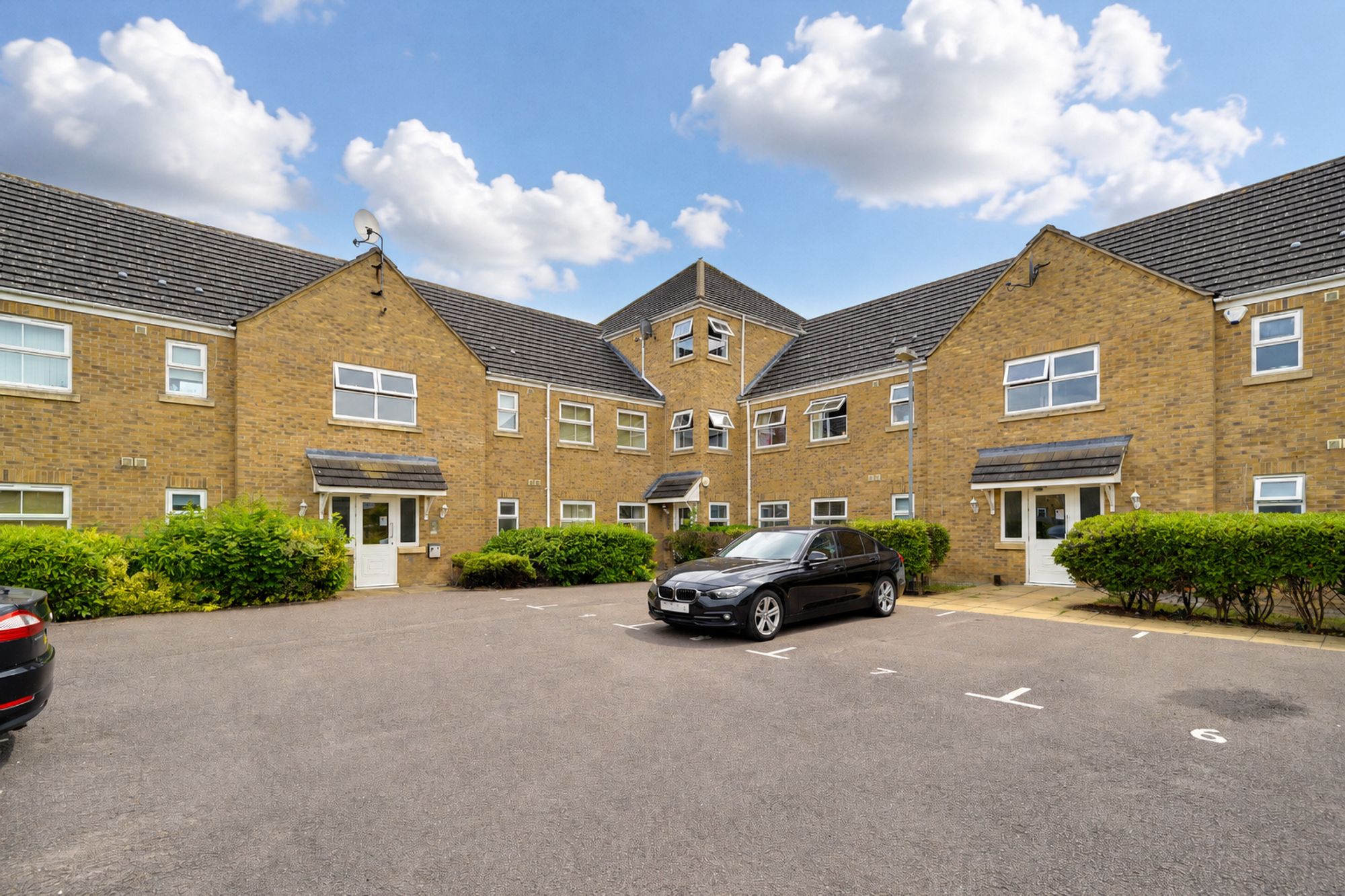 Flat Robertson Way in Huntingdonshire