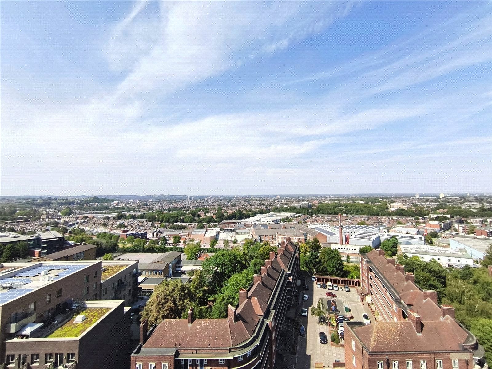 Flat Woodberry Down in London