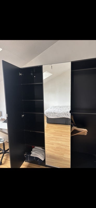 Room St Lawrence Way in Greater London
