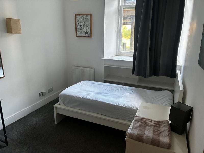 Room Morrison Street in Glasgow