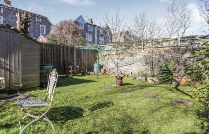 Flat Redland Road in Bristol