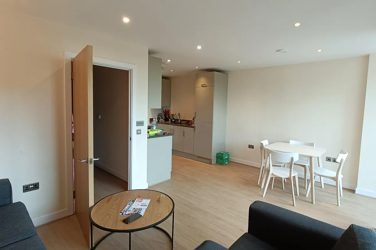 Flat Marconi Plaza in Chelmsford