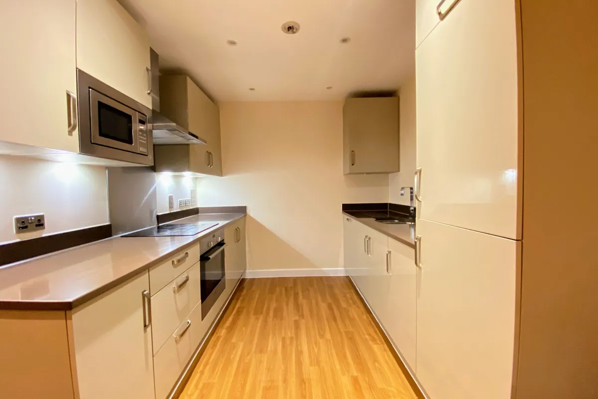 Flat Marconi Plaza in Chelmsford