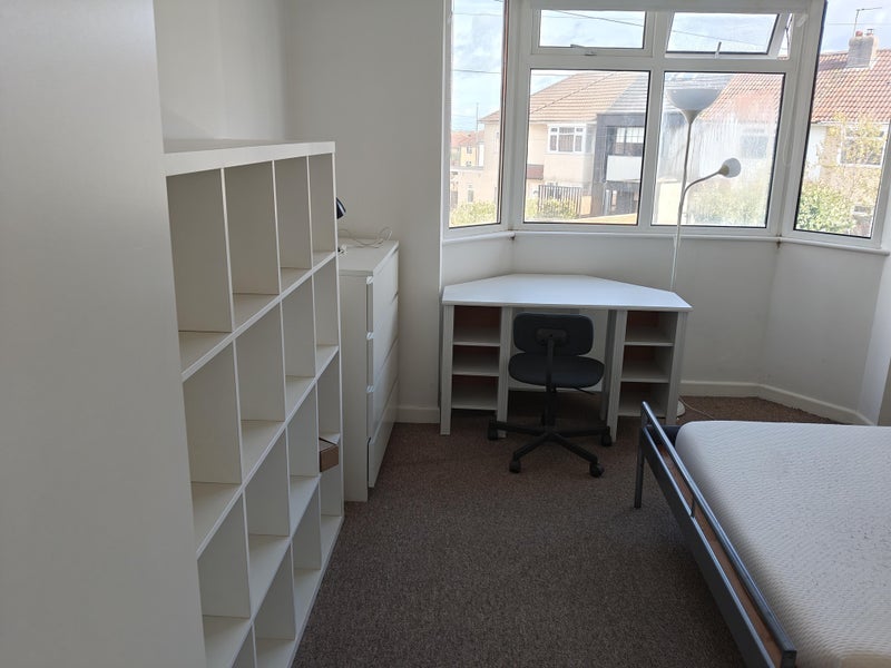 Room Charles Road in Bristol