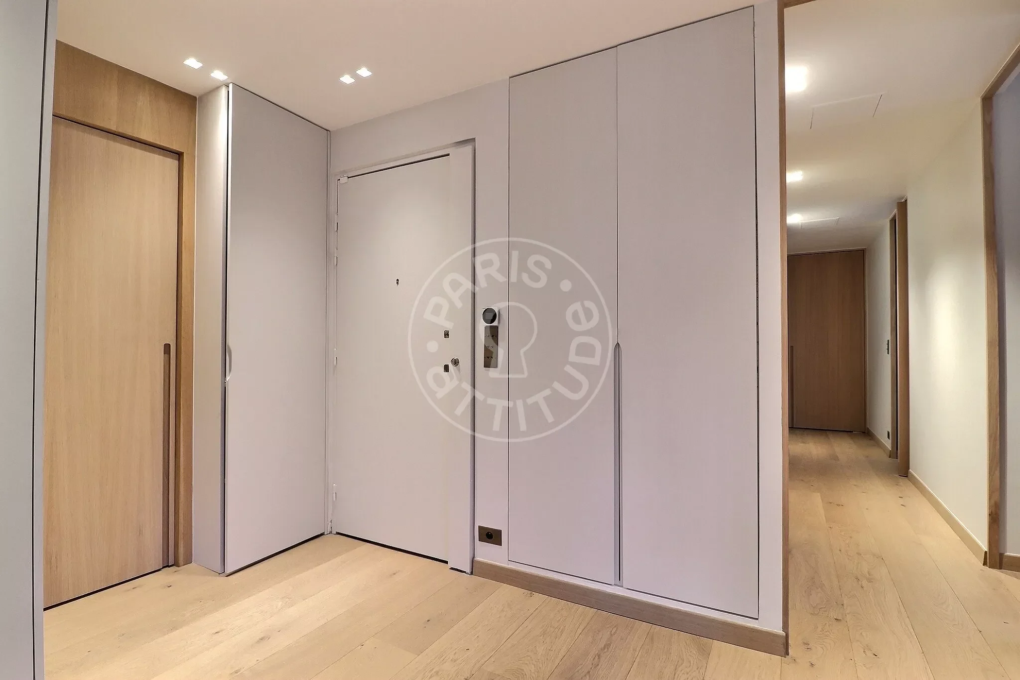 Appartement Place Adolphe Chérioux à Paris