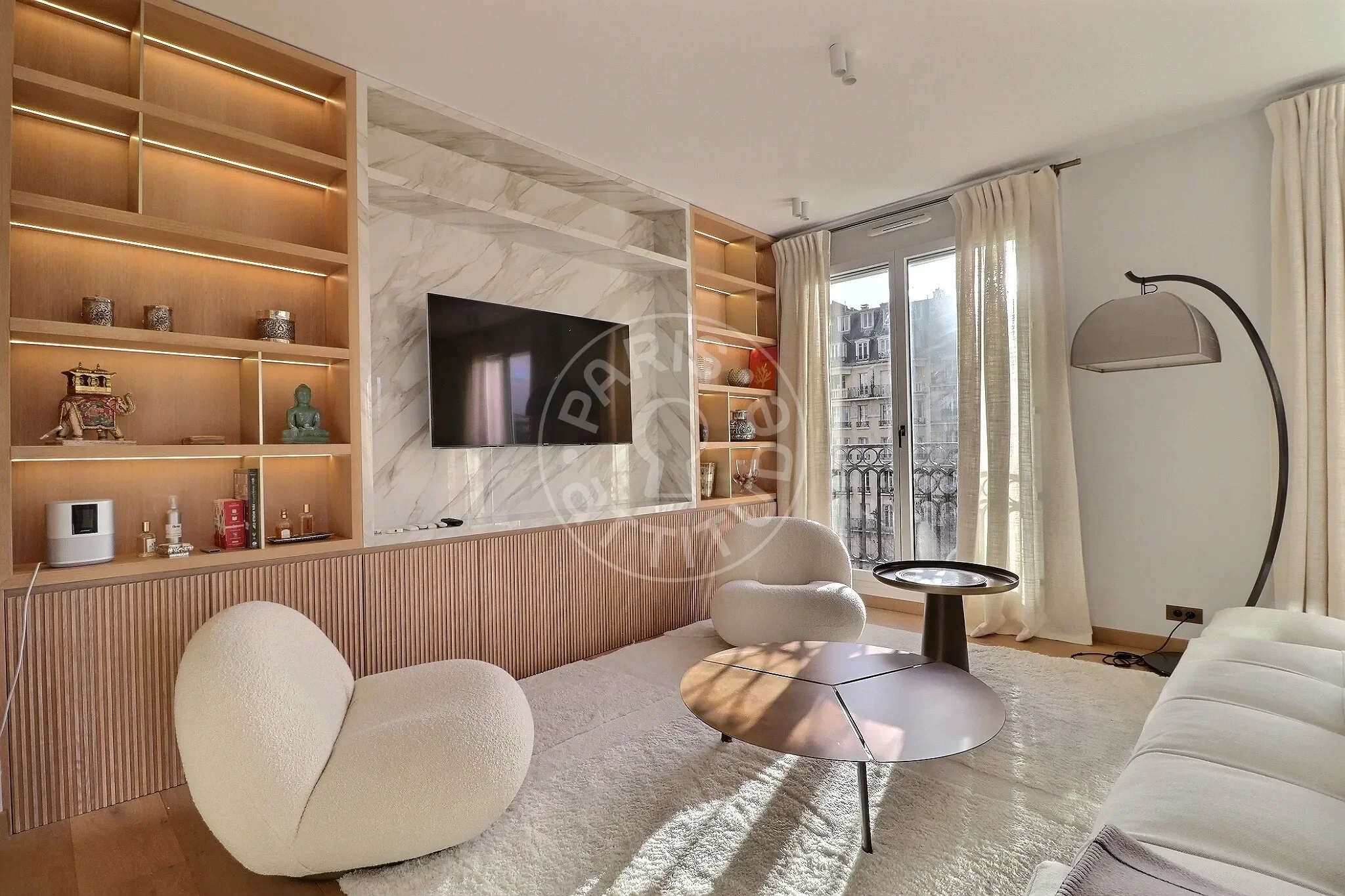 Appartement Place Adolphe Chérioux à Paris
