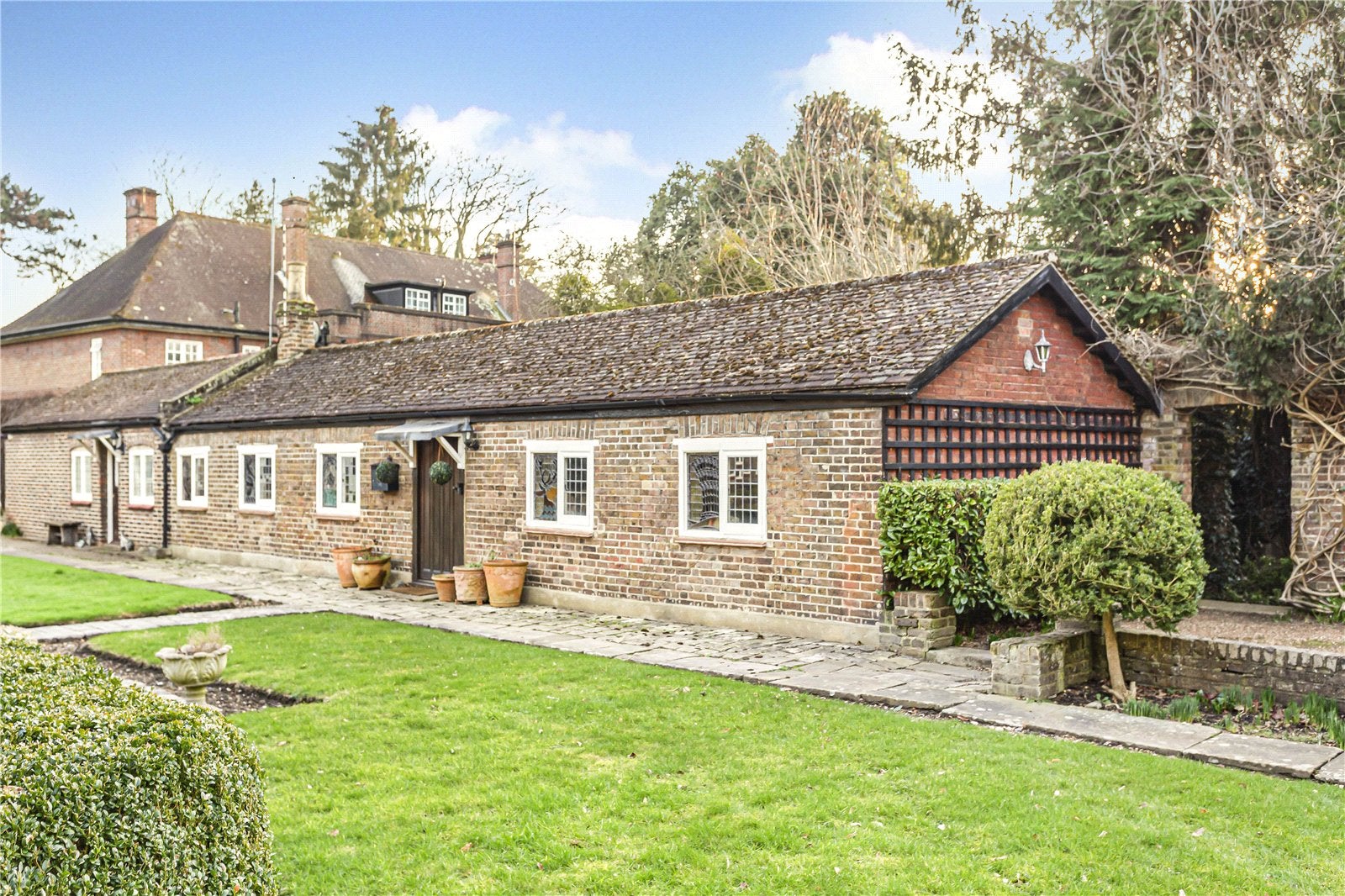 House Castle Way in Greater London