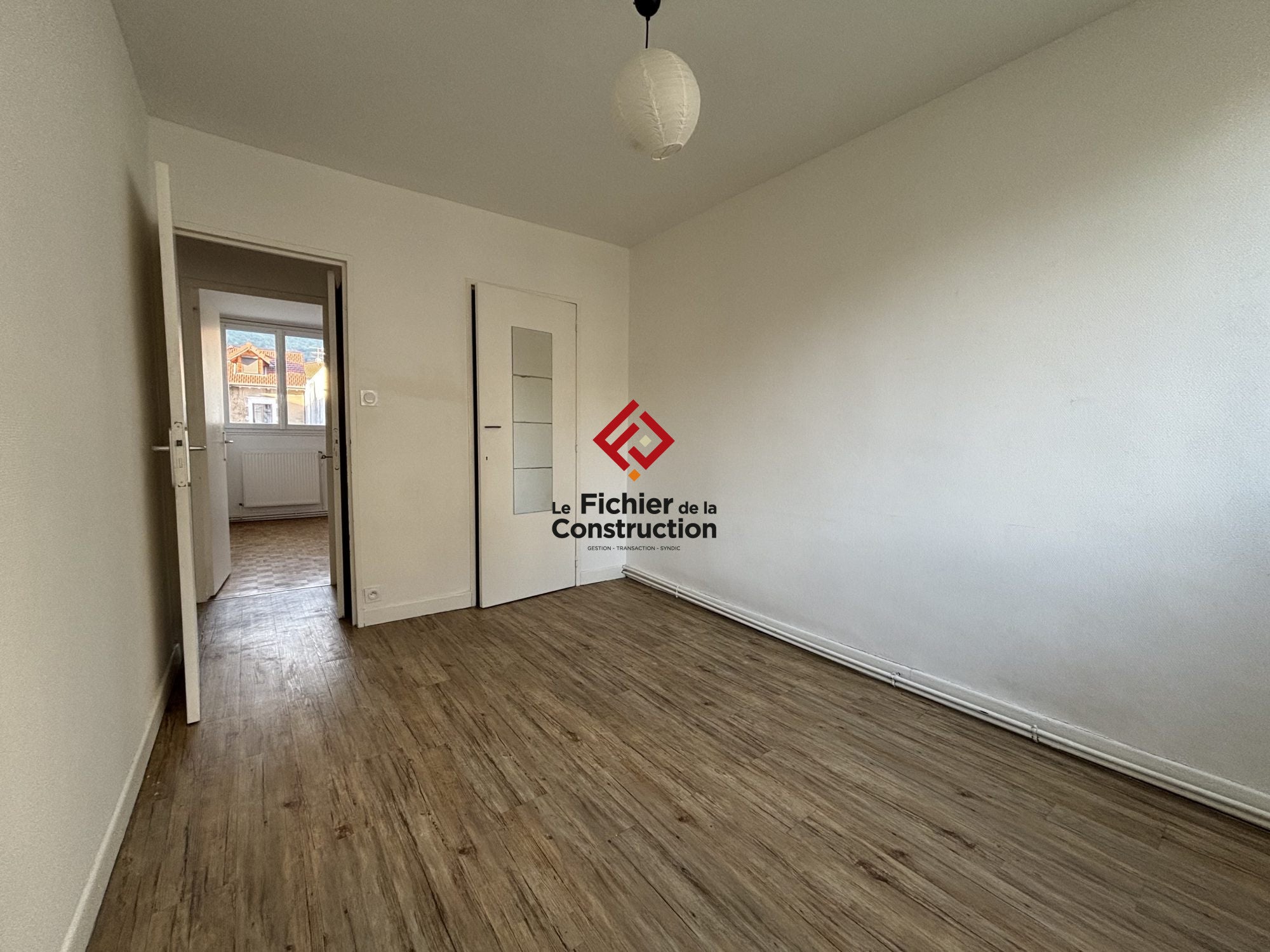 Flat Cour Marcel Reymond in Grenoble