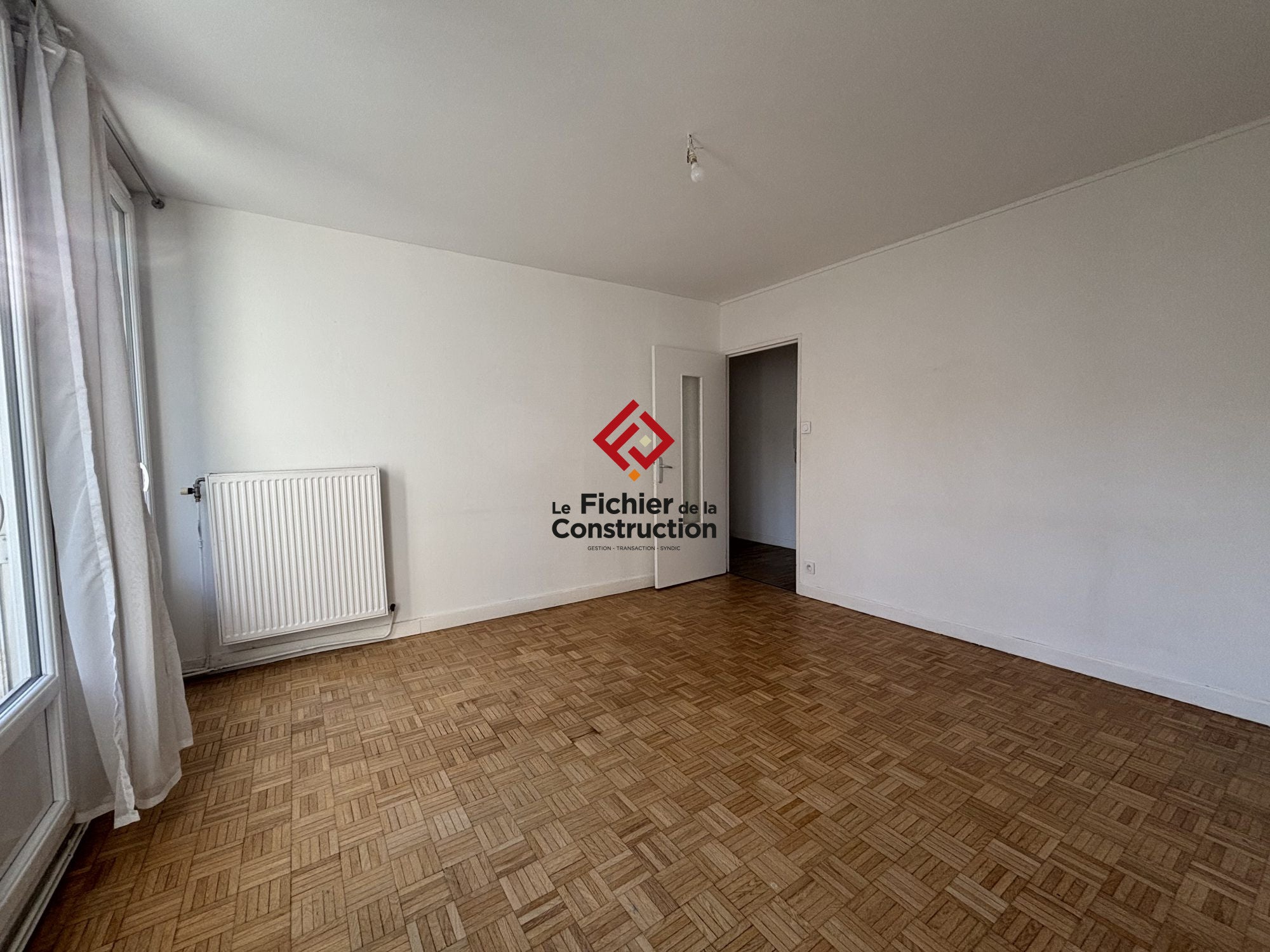 Flat Cour Marcel Reymond in Grenoble