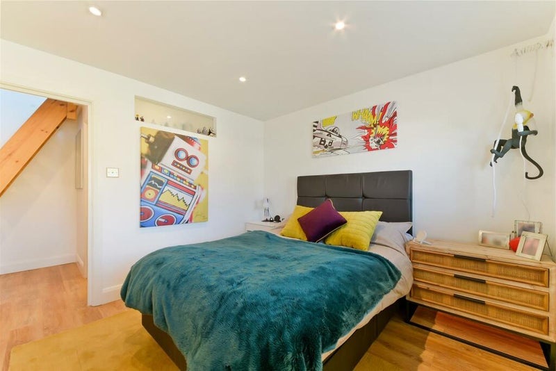 House Christchurch Close in Greater London