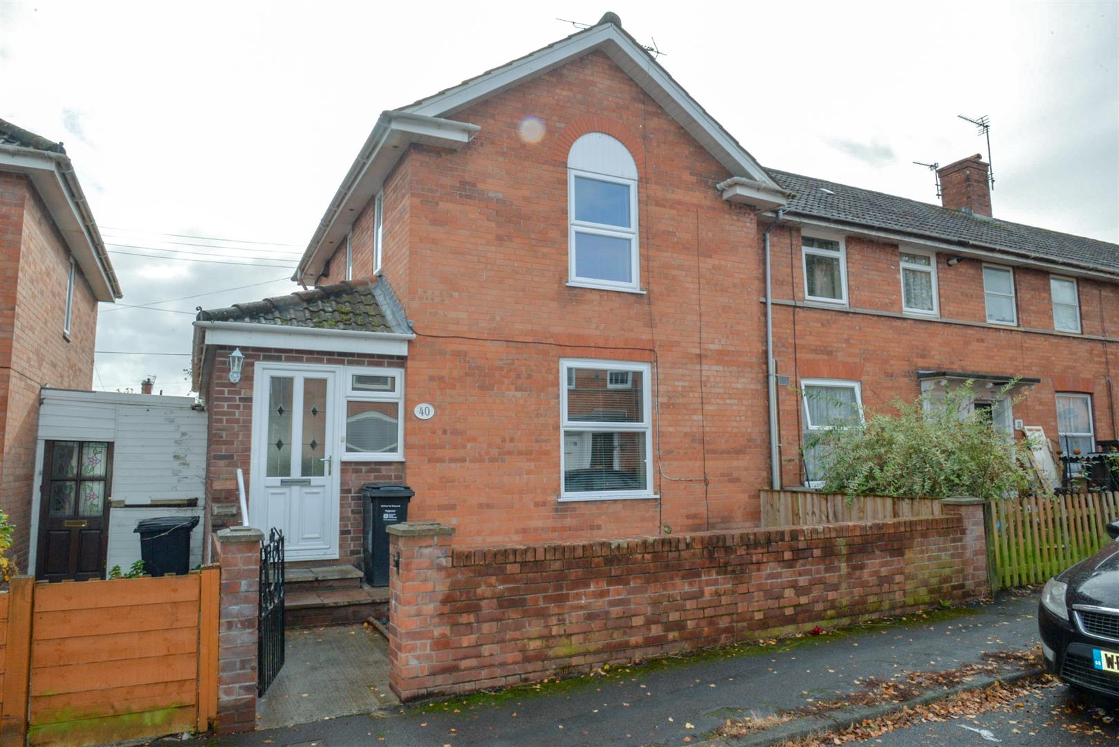 House Berrydale Avenue in Bridgwater