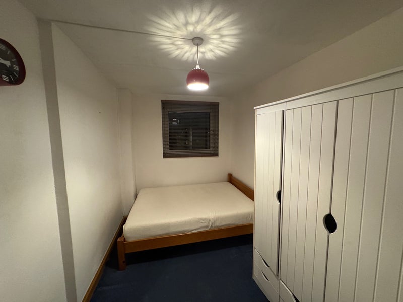 Flat Strathnairn Street in Greater London