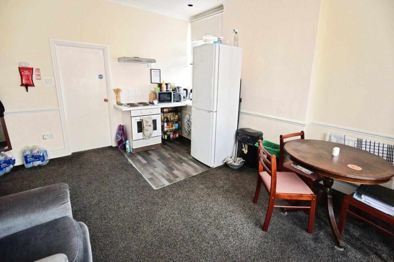 Flat Gladstone Street in Stoke-on-Trent