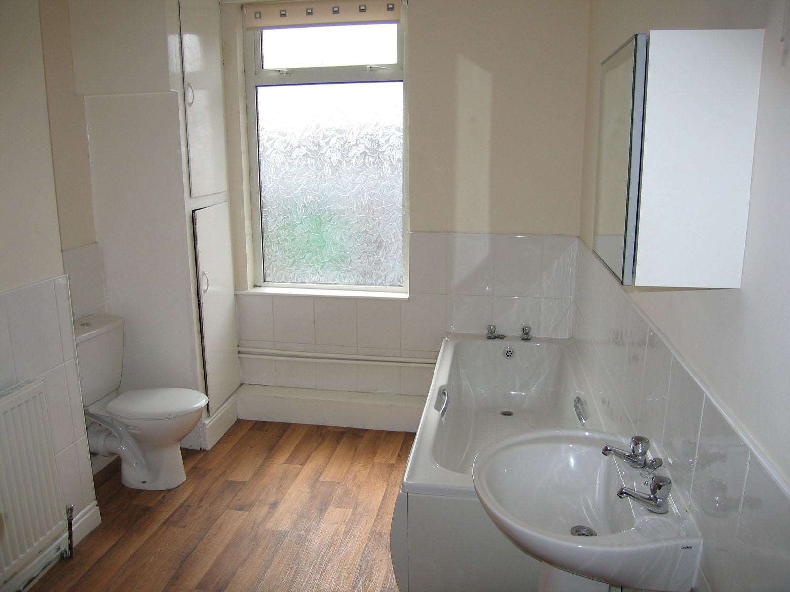 Flat Cornfall Place in Barnsley