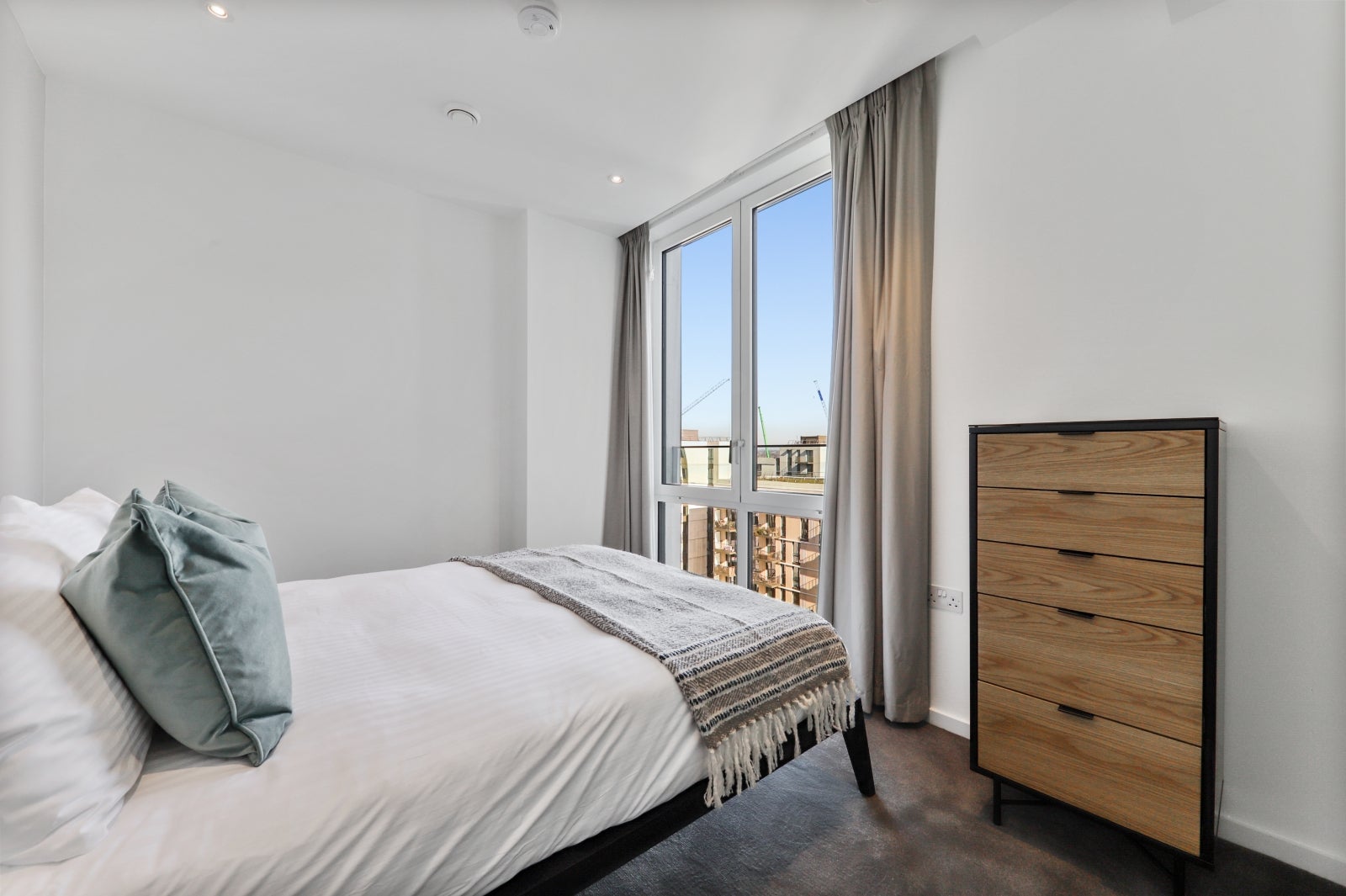 Flat Celebration Avenue in Greater London