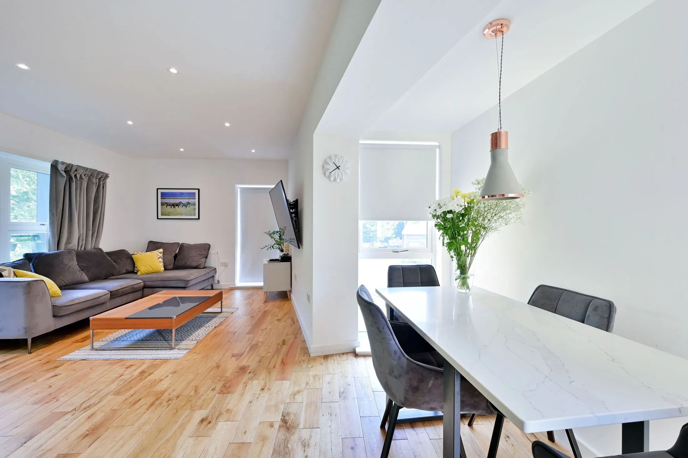 Flat Heathfield Square in Greater London
