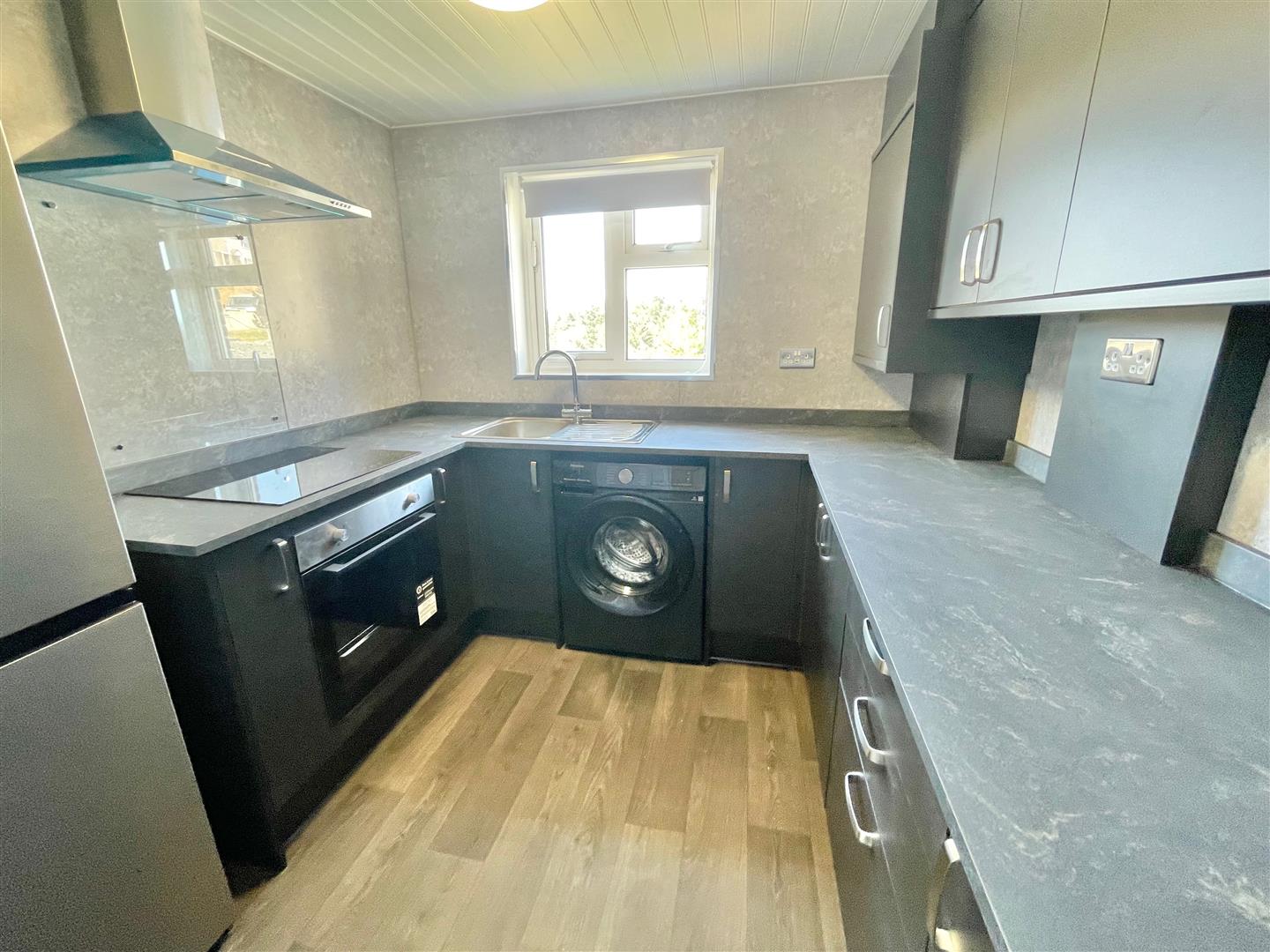 Flat Middlefield Road in Plymouth