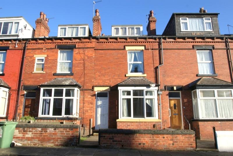 Flat Beechwood View in Leeds
