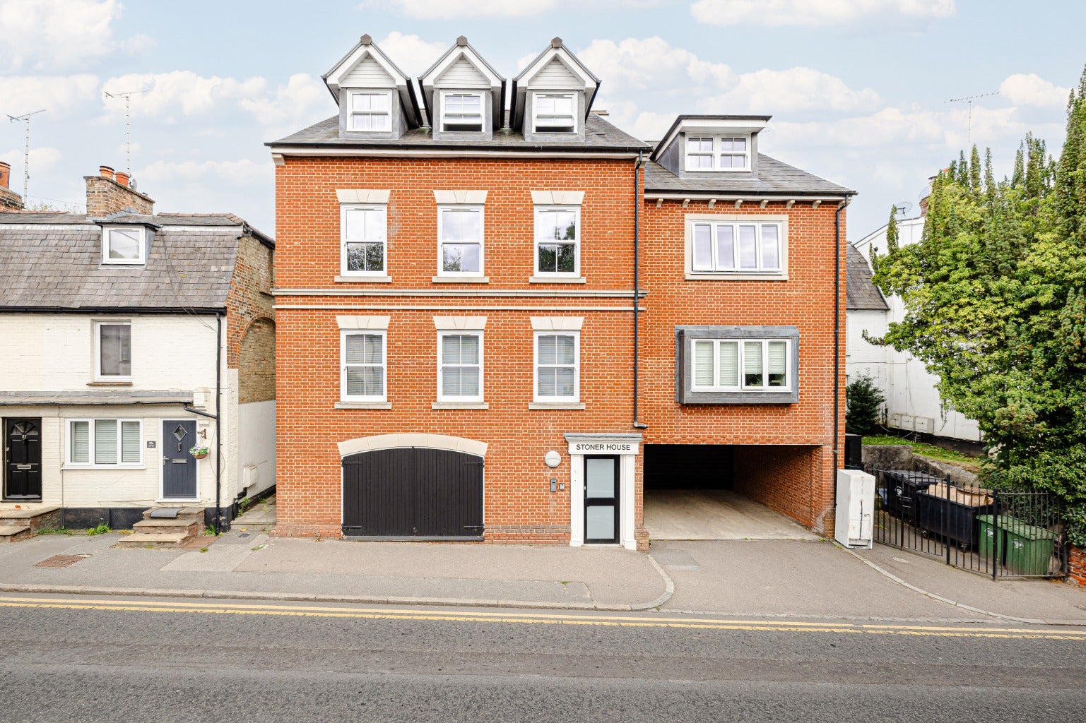Flat Silver Street in Uttlesford