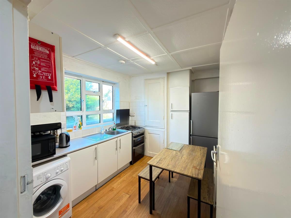 Flat Harrington Square in Greater London