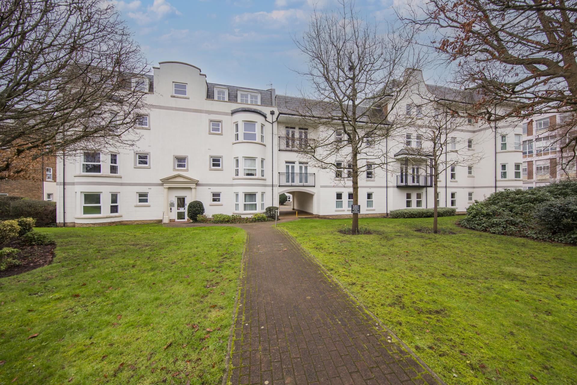 Flat Culverden Park Road in Tunbridge Wells