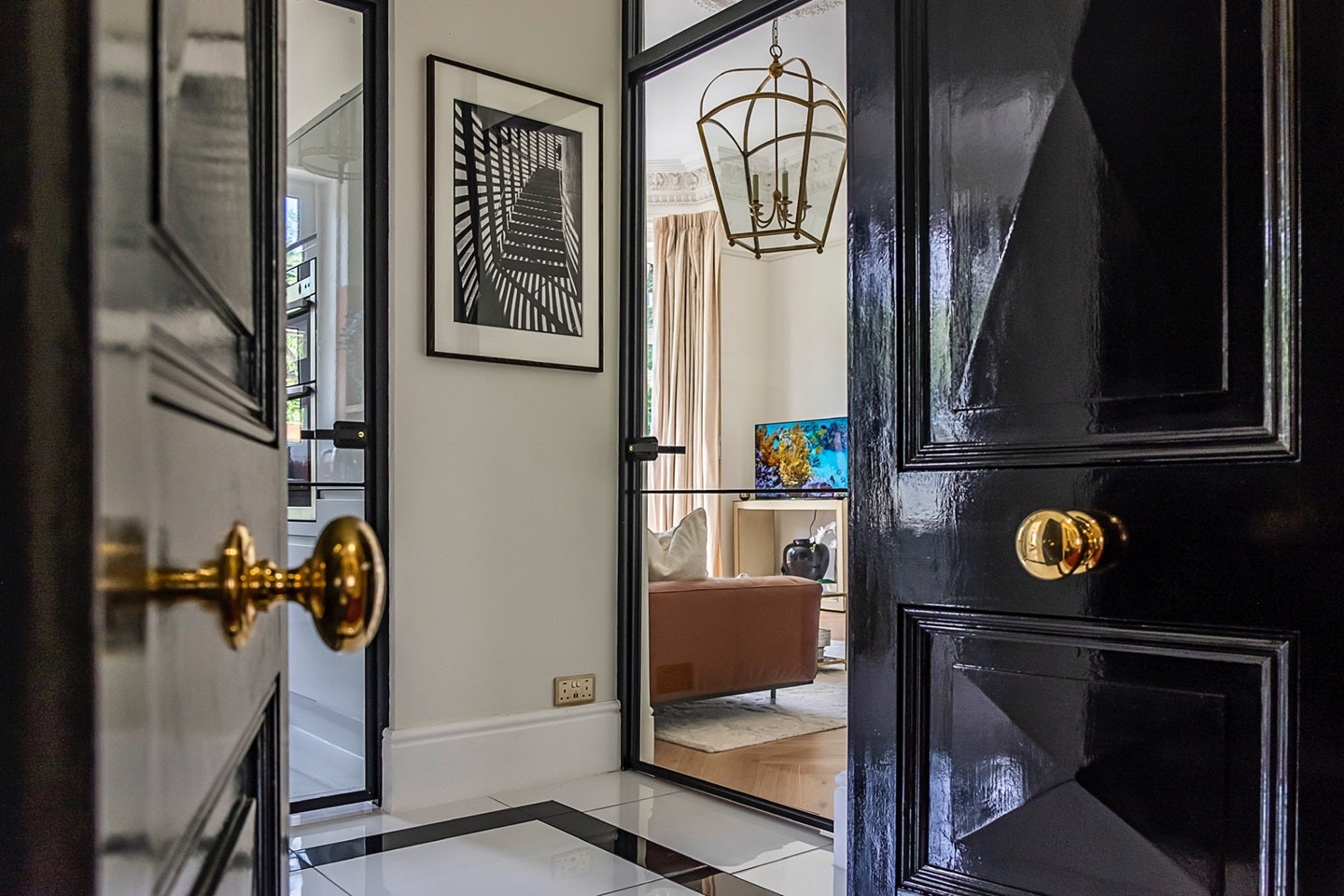 Flat Clifton Road | Clifton Gardens in Folkestone and Hythe District
