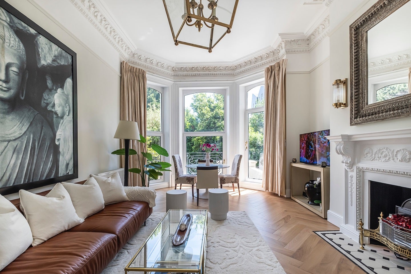 Flat Clifton Road | Clifton Gardens in Folkestone and Hythe District