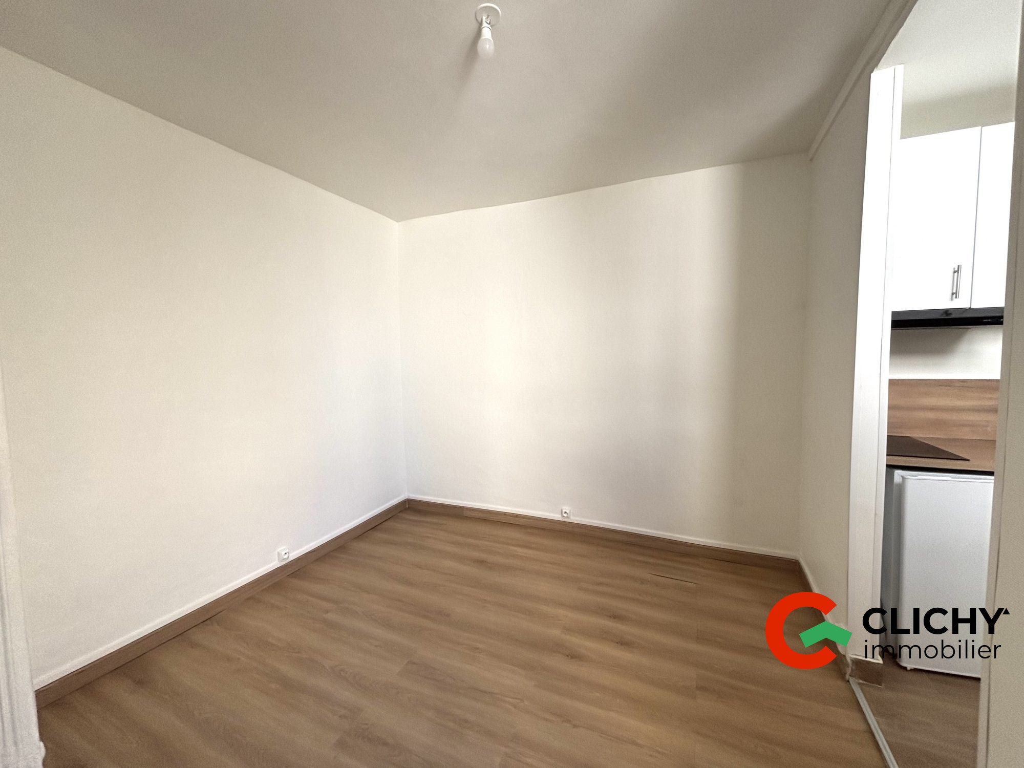 Flat Rue Marjolin in Levallois-Perret