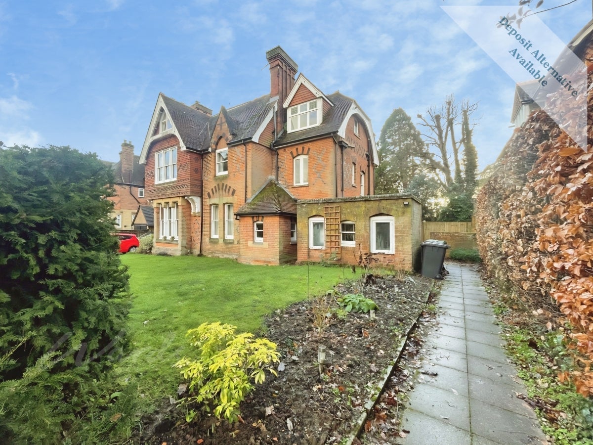 House London Road in Tonbridge and Malling