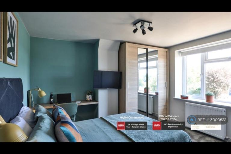 Room George Street in Cherwell District