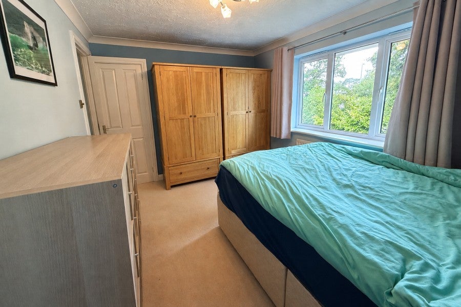 House Percheron Drive in Woking