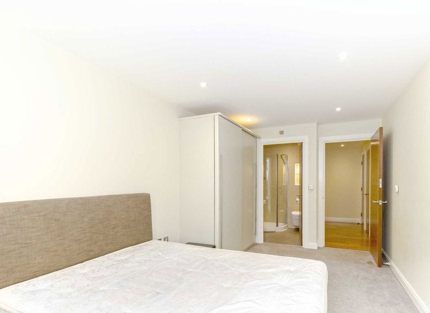 Flat Clerkenwell Road in Greater London