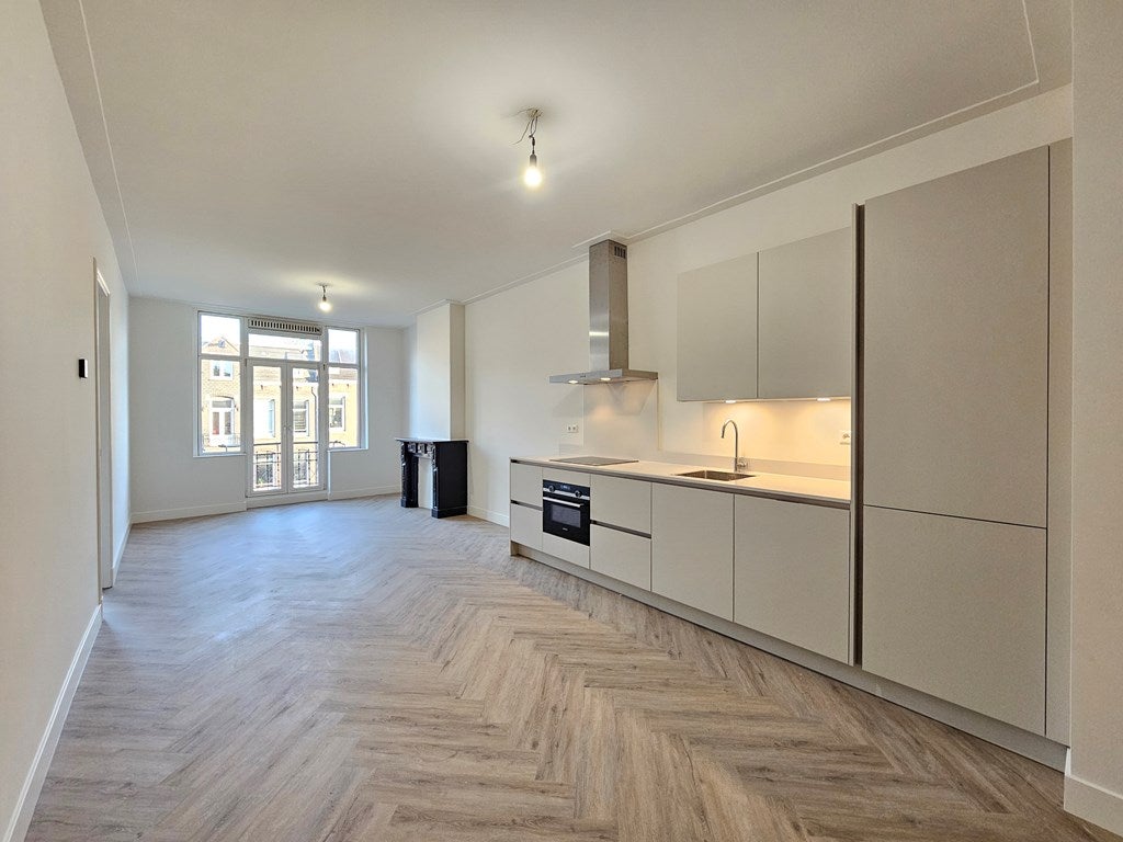 Flat De Clercqstraat in Amsterdam
