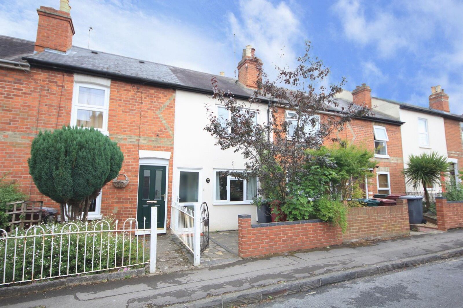 House Foxhill Road in Reading