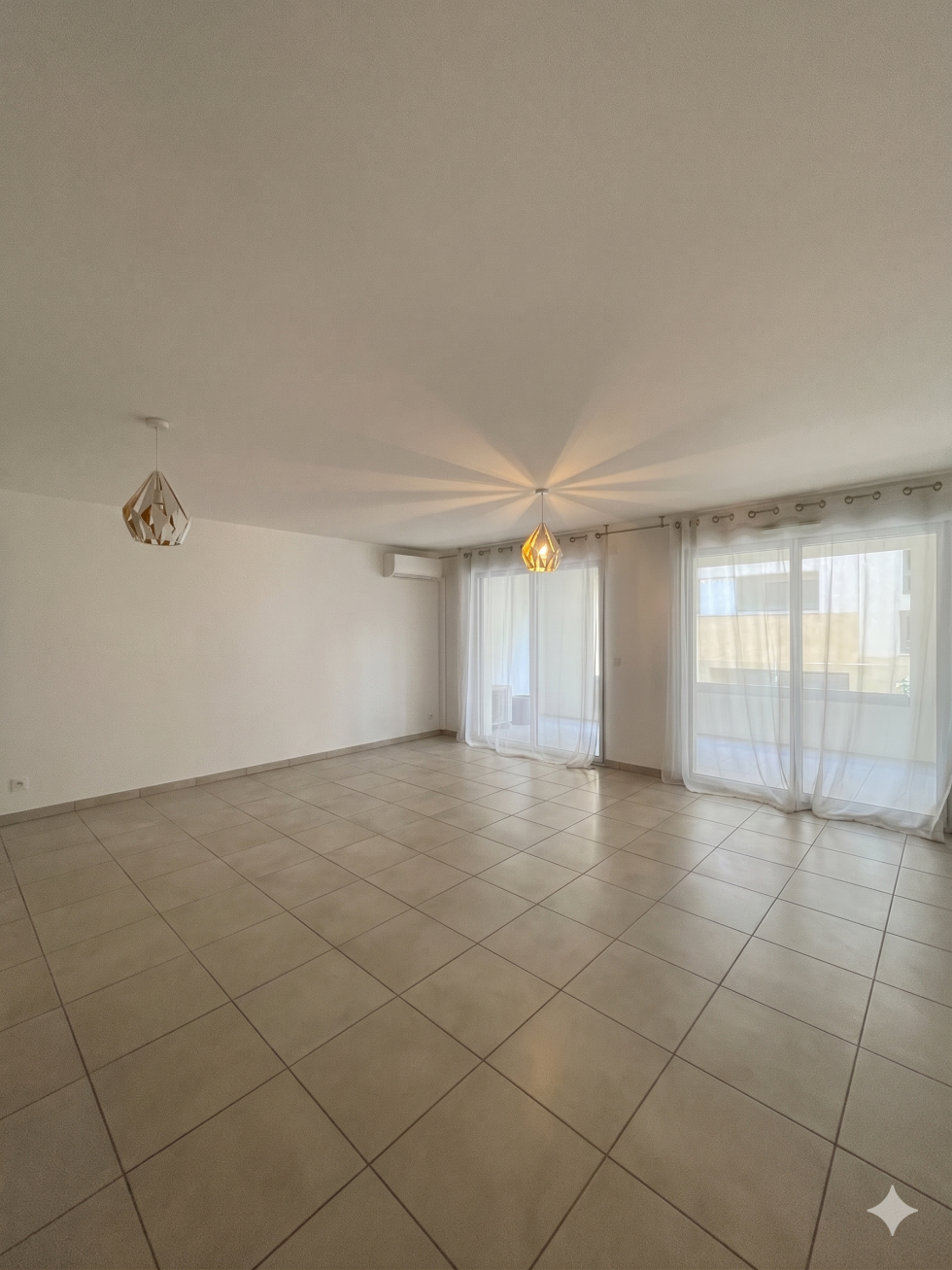 Appartement Avenue Max Juvénal à Aix-en-Provence