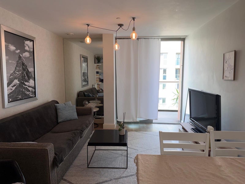 Room Cornmill Lane in Greater London